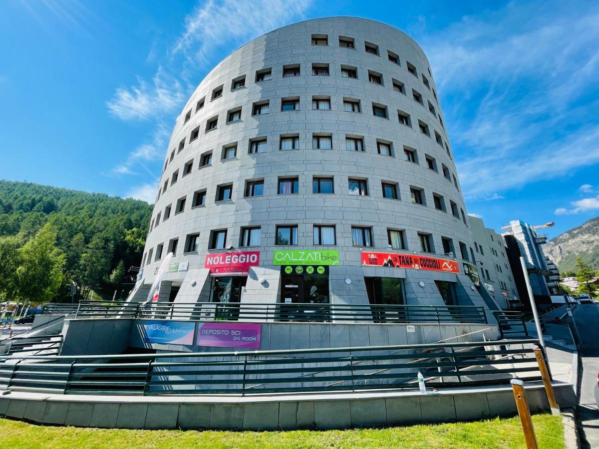 Appartamento Smith Roero - Affitti Brevi Italia Bardonecchia Dış mekan fotoğraf